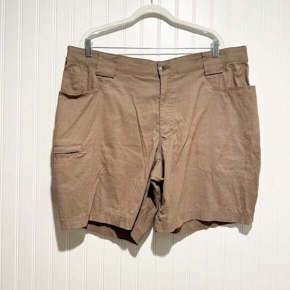 Duluth Trading Dry On The Fly Cargo Shorts Brown Mens 40 - Picture 1 of 5